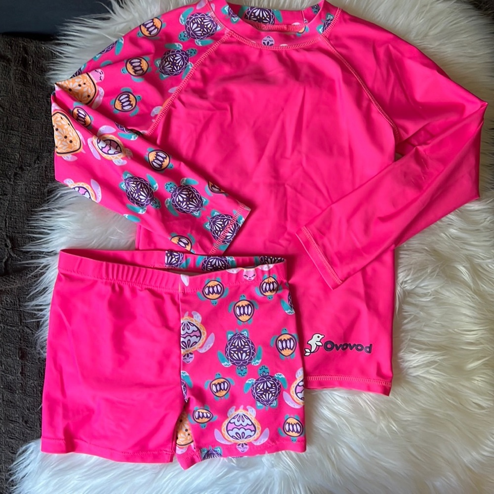 Amazon Ovovod Bathing Suit Set Shorts & Long Sleeve Swimwear Size fits like 6